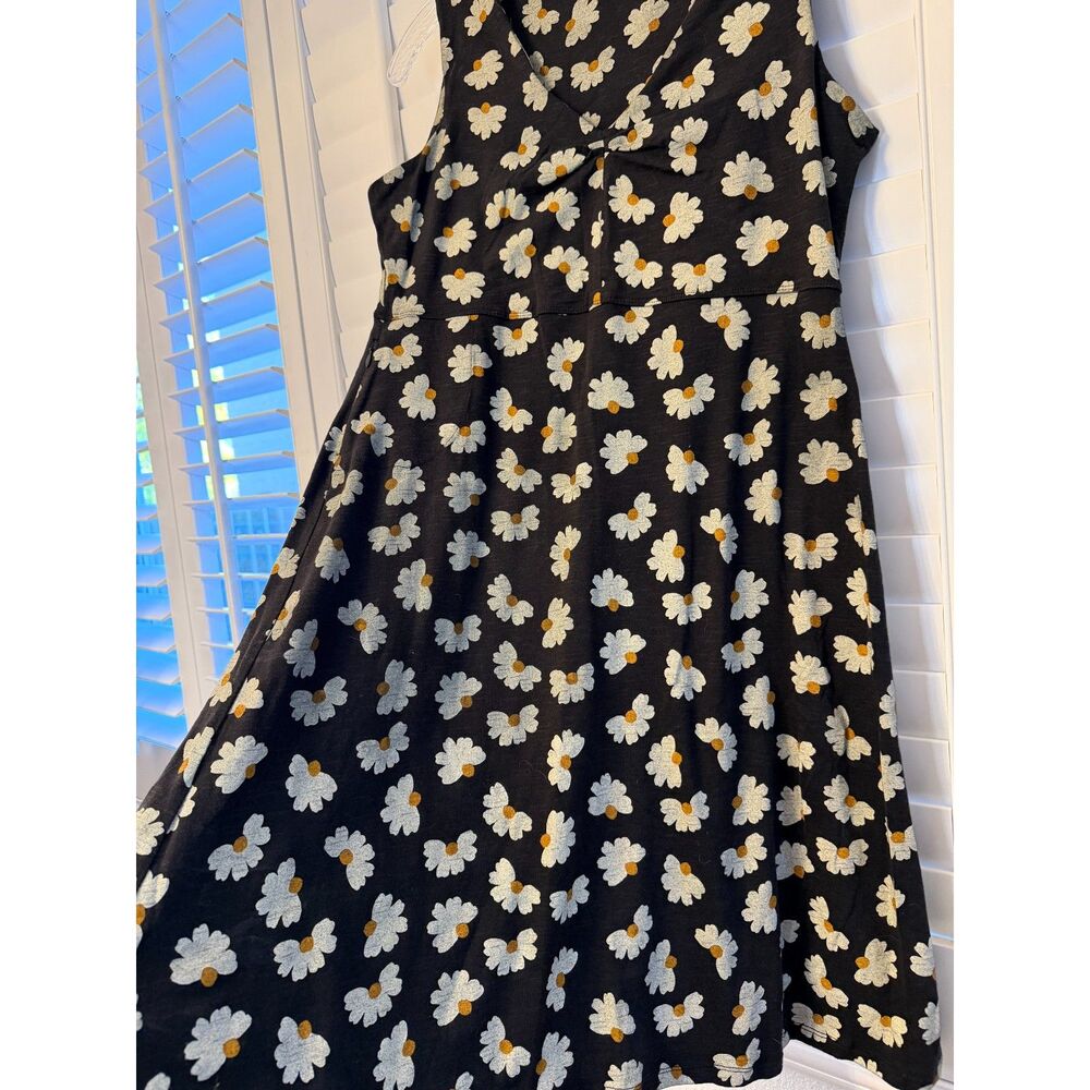 Toad&Co Samba Black Daisy Floral V Neck A Line Travel Dress Size M